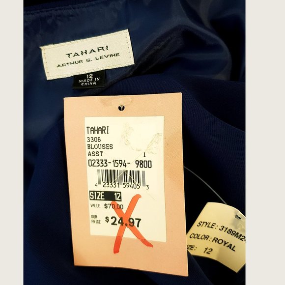 Tahari Arthur S. Levine Top - Picture 8 of 8